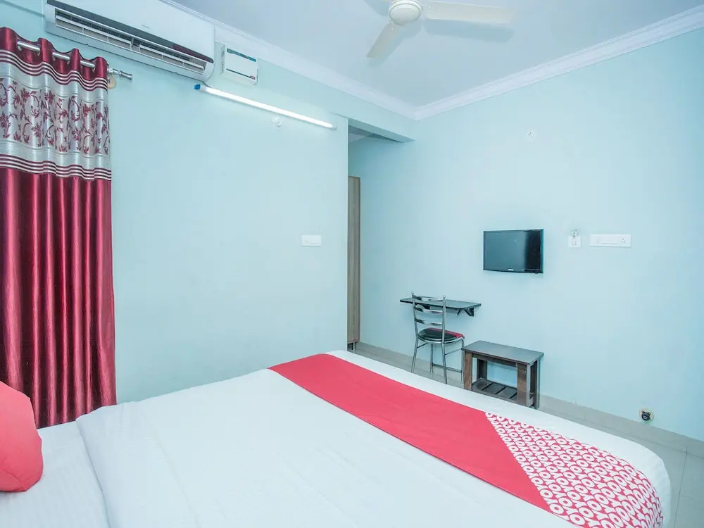 OYO 15269 Surya Inn