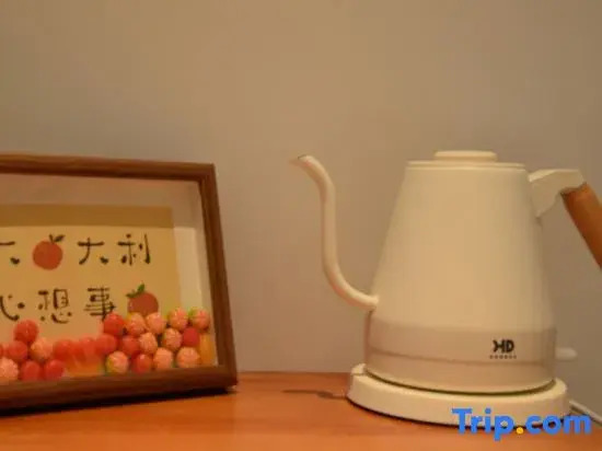 Jinglu Homestay