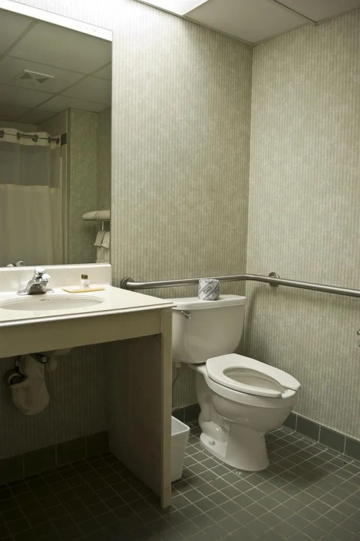 Northrock Suites