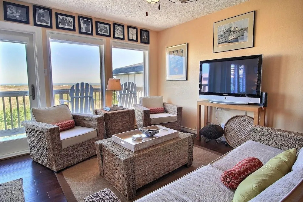 Blue Crab 107 BH 2 Bedrooms 2 Bathrooms Condo