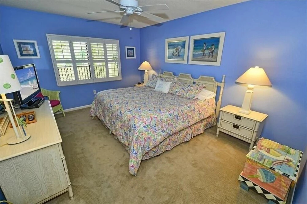 Sea Oats 222 2 Bedroom Condo by RedAwning