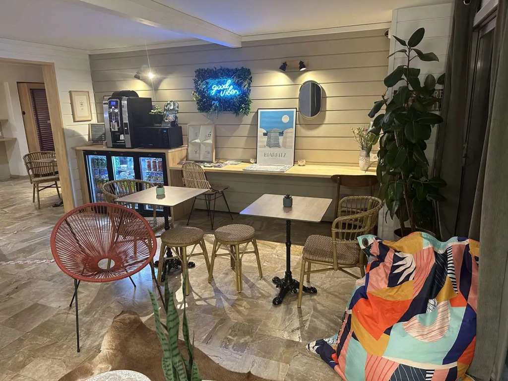 Ostal Pau Universite - Sure Hotel Collection by Best Western