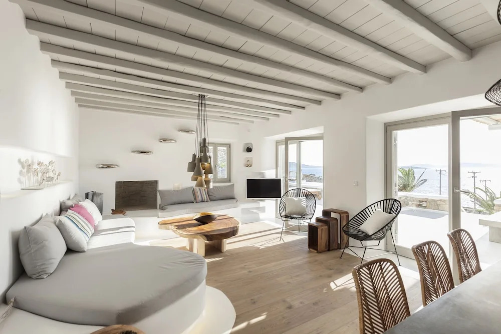 Amorous Luxury Villa