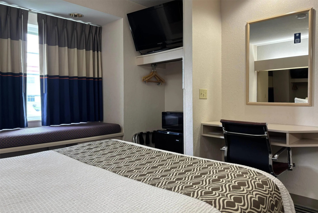 Microtel Inn by Wyndham Champaign