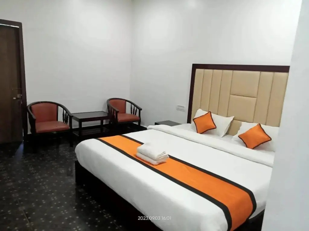 Dhanshree Resort