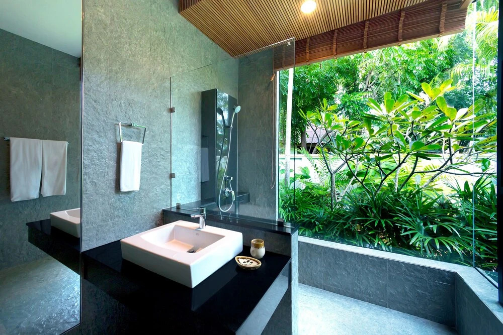 Oxygen Villas with Private Pool Near Naiharn by TropicLook