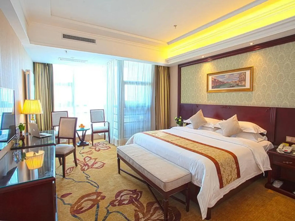 Vienna Hotel Jinan Liancheng Square Branch