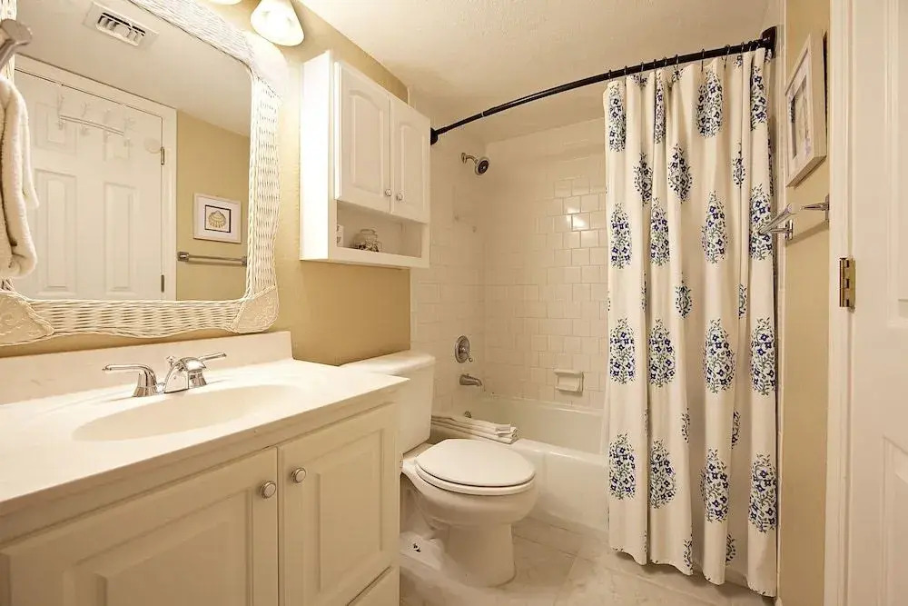 Gulf Shore Condo #316 - 1 Br condo by RedAwning
