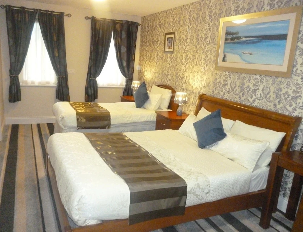 Killarney Inn