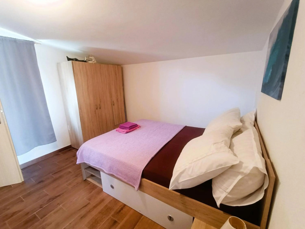 New! Apartments Babic only 50 meters from the sea