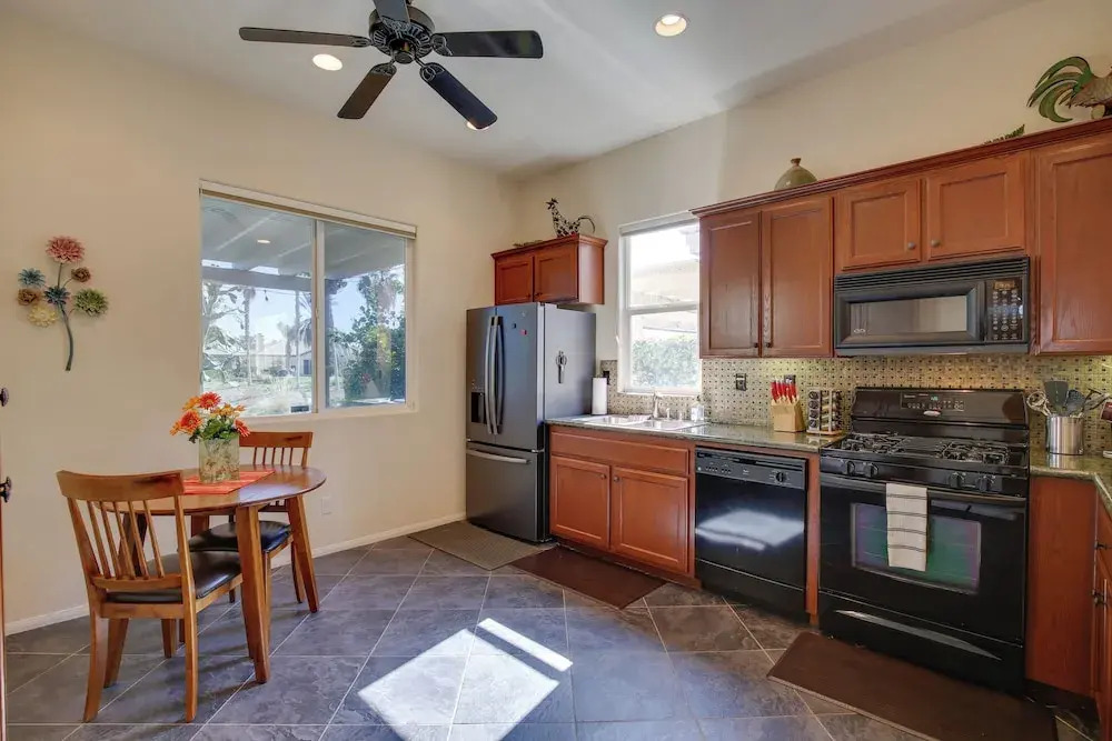 1 Mi to Coachella: Serene Retreat w/ Pool Access