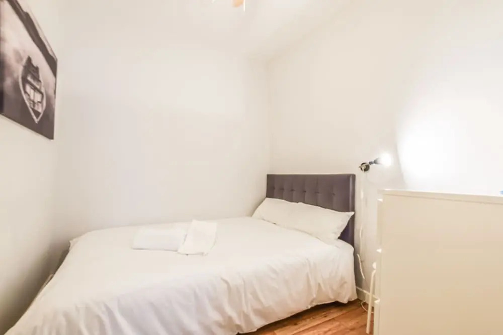 Room to Rent Plaza de Chueca Apartment