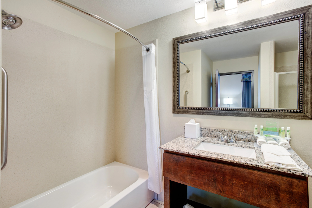 Holiday Inn Express & Suites Raceland - Highway 90 by IHG