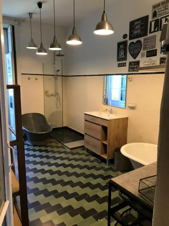 RC Rooms