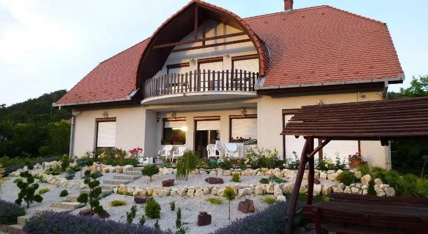 Kati Villa