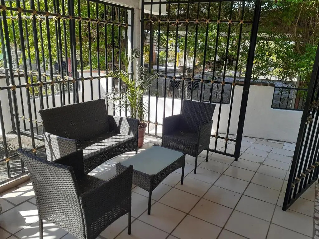 Villa Palmier - Tropical Oasis - Peace & Comfort