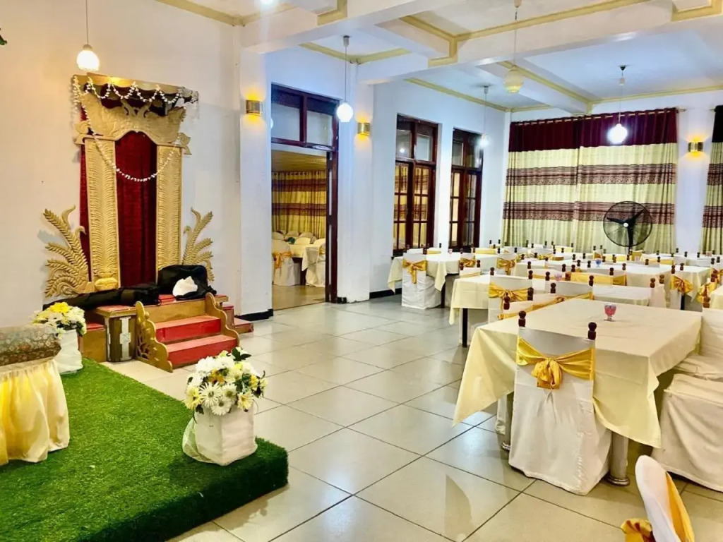 Royal Mount Hotel