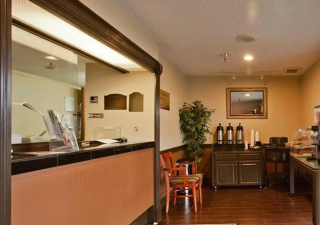 Economy Inn Auburn