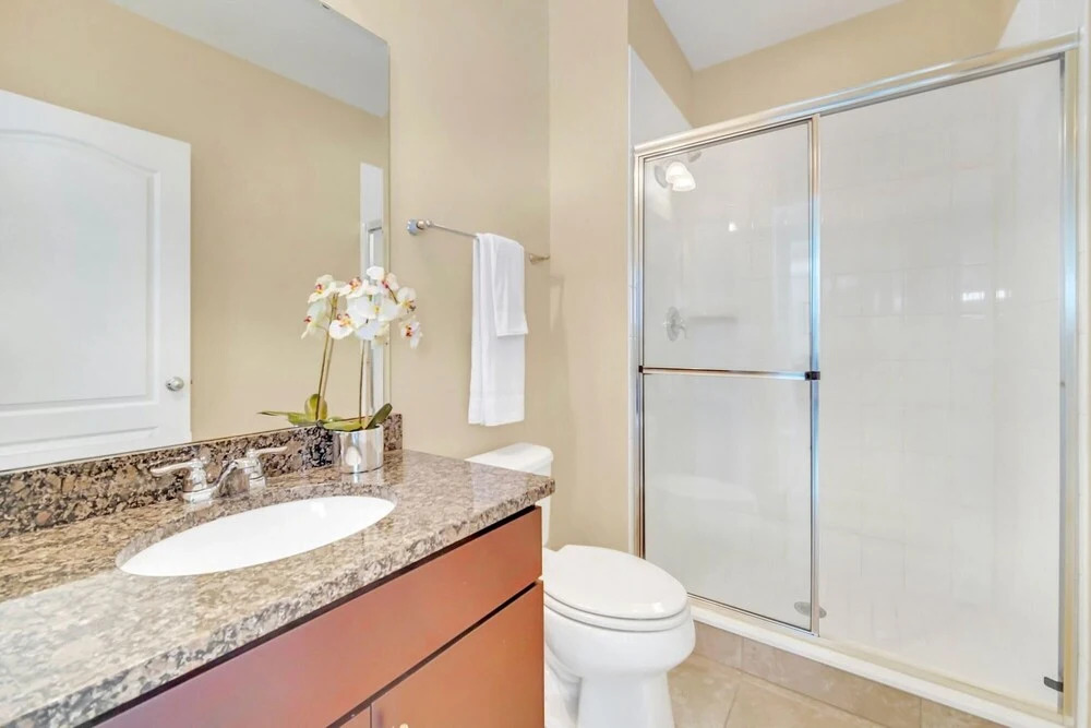 6BR Family Home w Private Pool BBQ Netflix