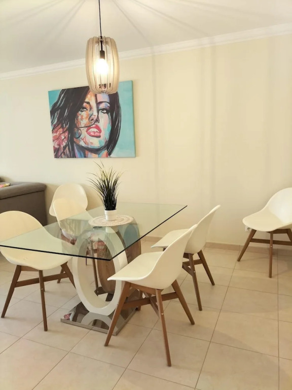 T2 Infante 101 A C Moderno Wi-fi Garagem 50M Praia