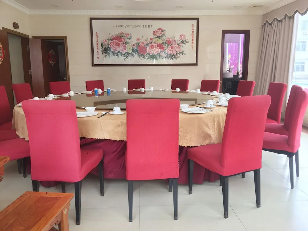 Echarm Hotel Guangzhou Baiyun Station Hebian Metro Station