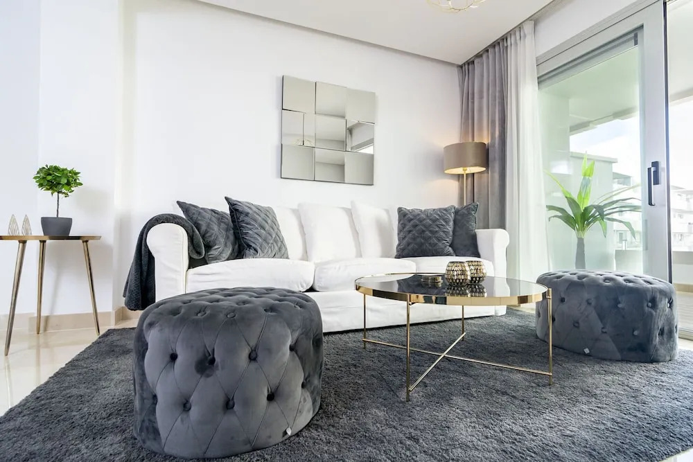 AE8 - Luxury 3 bedroom apartment in San Pedro