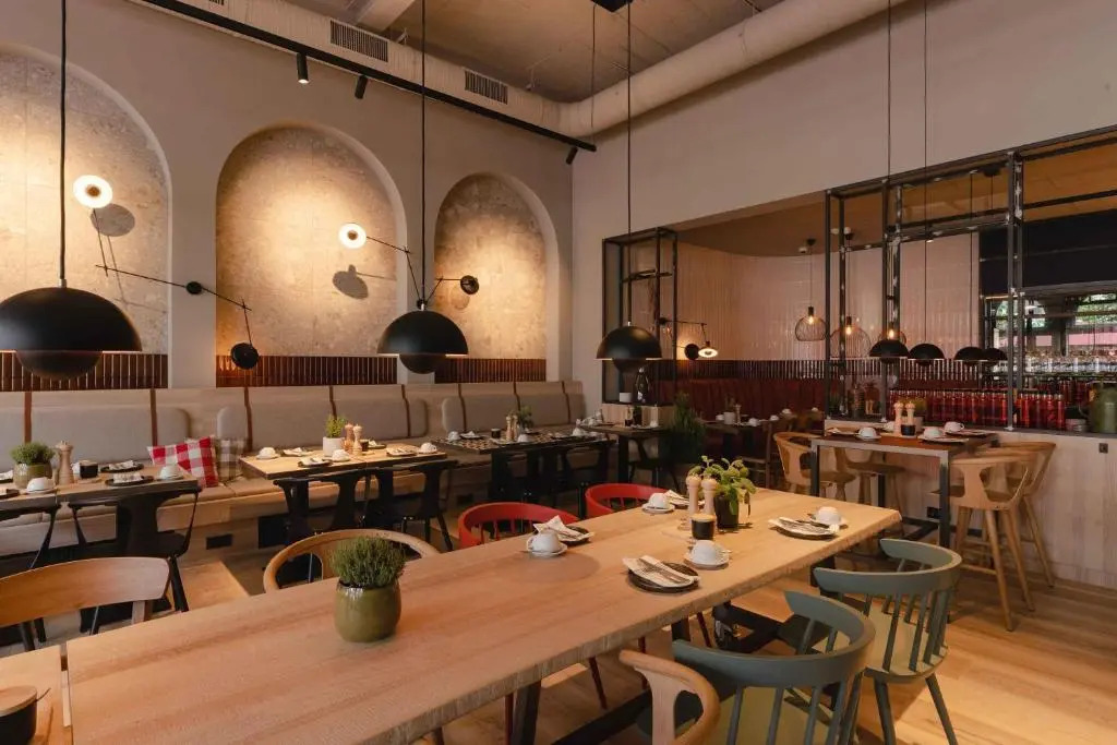LOEV - VELA Hotels