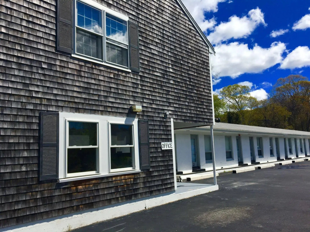 Kingfisher Lodging