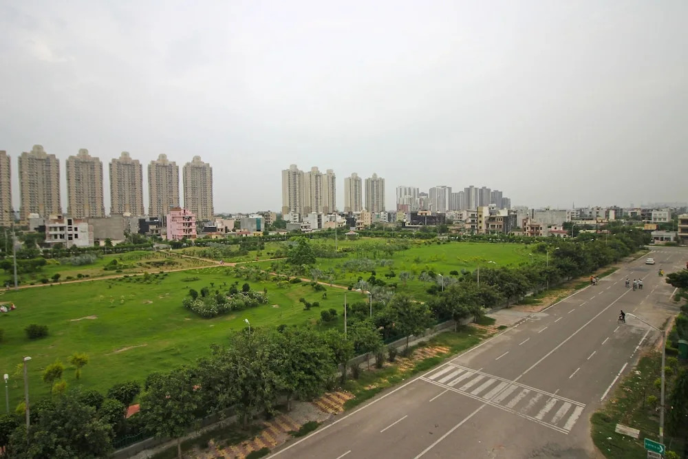 OYO 9192 Hotel Raghav Residency