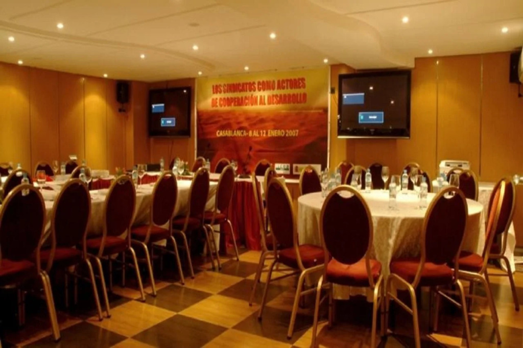 Oum Palace Hotel & Spa