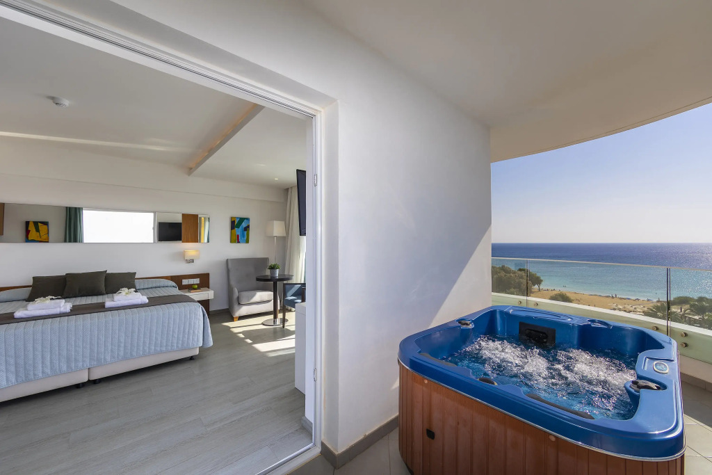 Melissi Beach Hotel & Spa