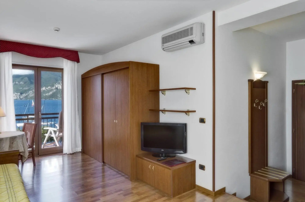 Beach Hotel Rosa