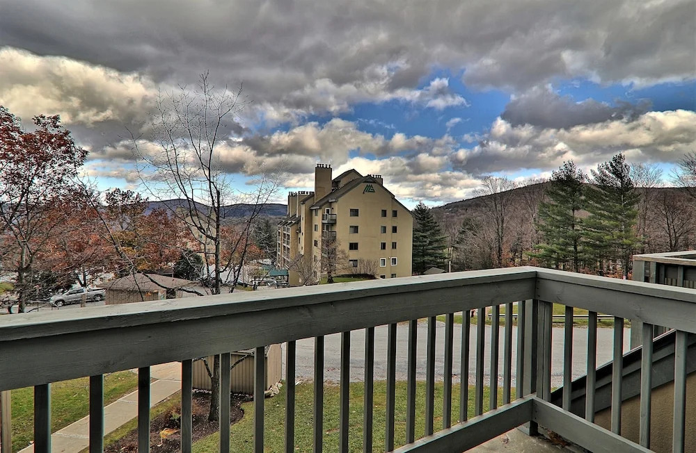 Mg 3c12 - Great Location! Hot Tub/Sauna/Gym/Pool. Yay!