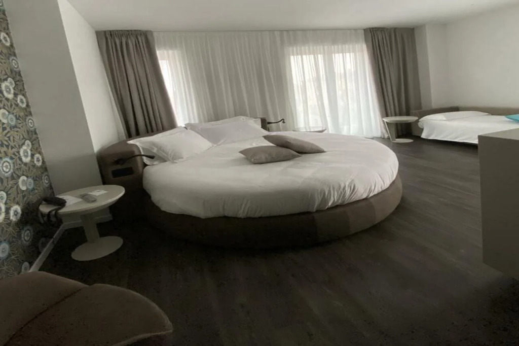 Solho Hotel