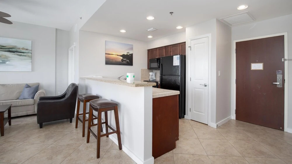 Luau I 7009/7011 - flr10 - 2BR 2.5BA - (8)