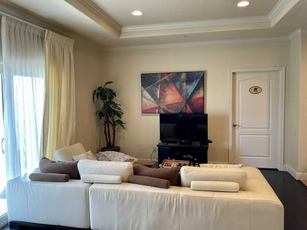 Laguna Bay 302n 3 Bedroom Condo by RedAwning