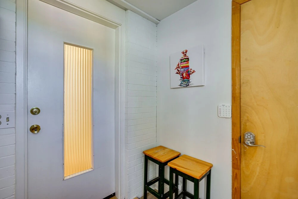Nifty Salt Lake City Apt: 2 Mi to Downtown!