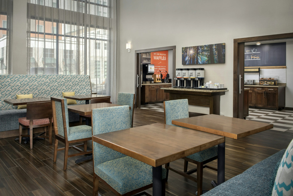 Hampton Inn & Suites Portland/Hillsboro-Evergreen Park