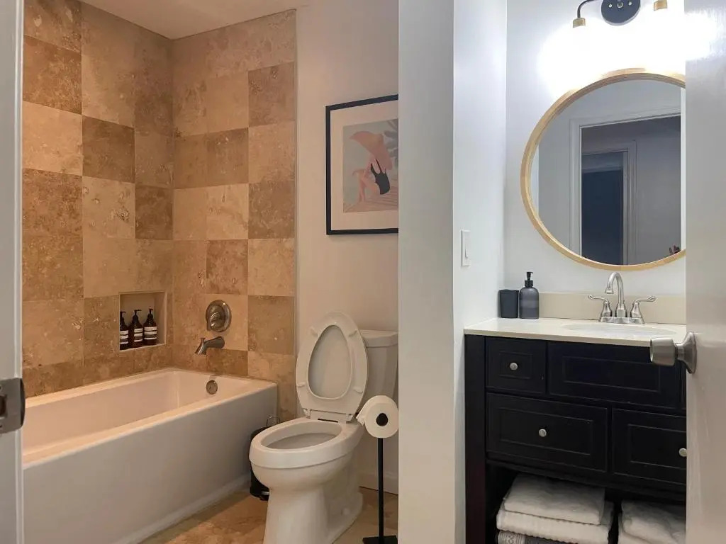 Las Olas Blvd Exclusive Apt With Waterview