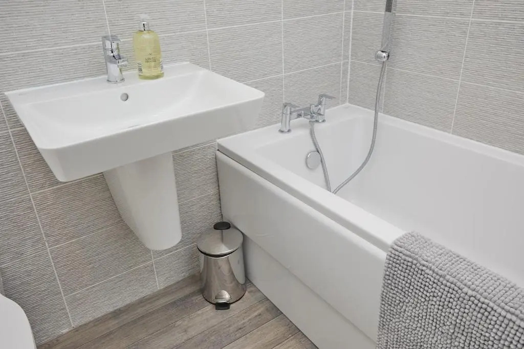 Royal Derby Hospital 3 bed Town House