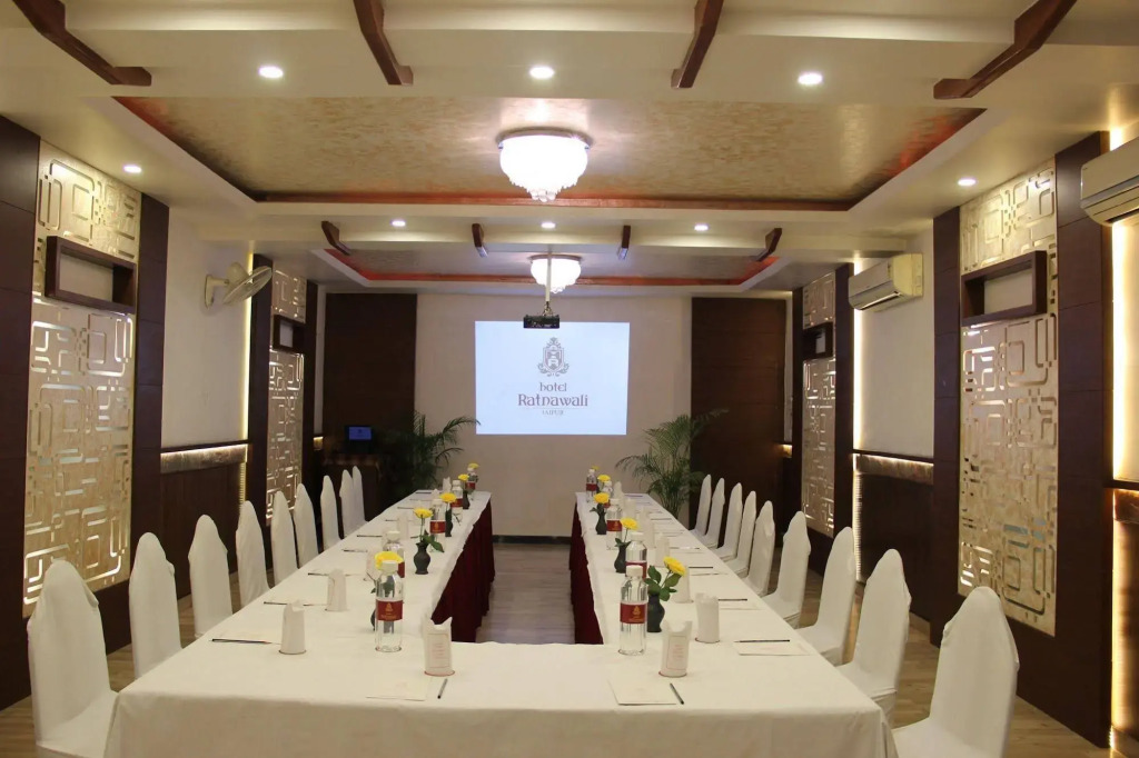 Ratnawali   A Vegetarian Heritage Hotel