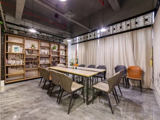 City Comfort Inn Hotel (Lingao Shopping Plaza)