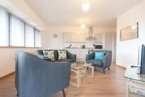 Hamilton Grace, 2 Bed, 1 Bath, Plenty of Parking SN5