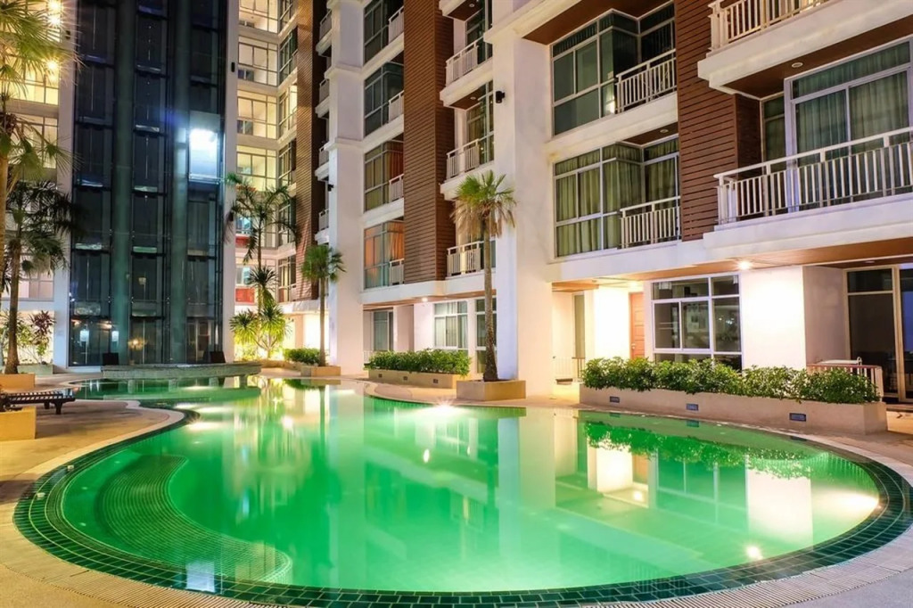 iCheck inn Residences Patong