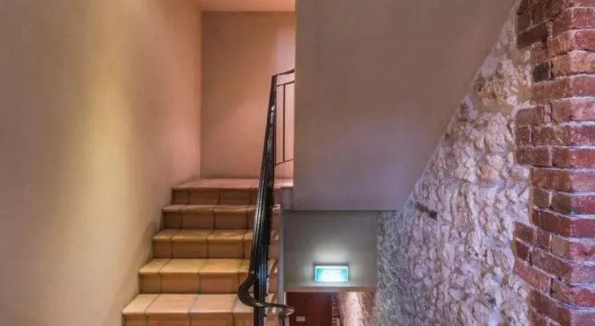 Rialto Apartment 2