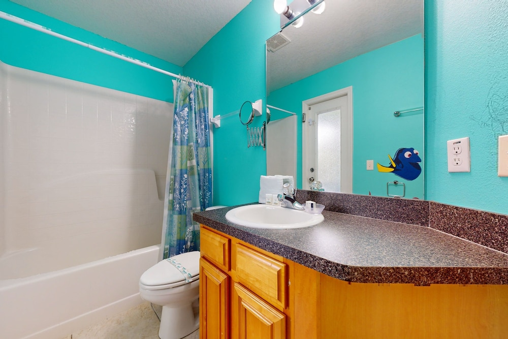 Your Florida Getaway for Fun, Pool, and Games, not far From Disney