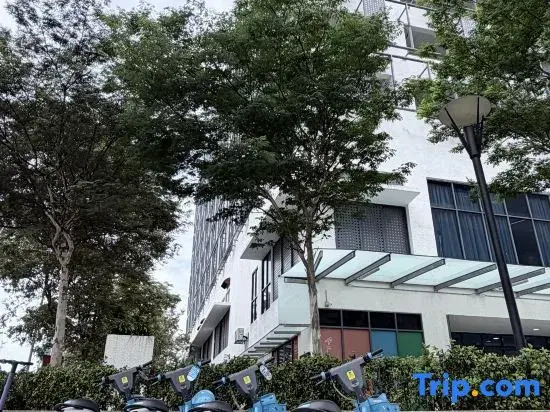 Premium Cozy Suite Rooftop Pool KLCC-1080HDNetflix