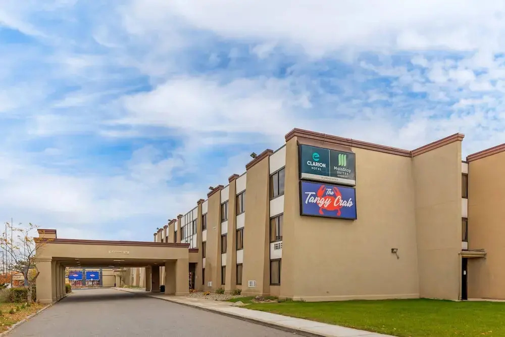 MainStay Suites Lansing West