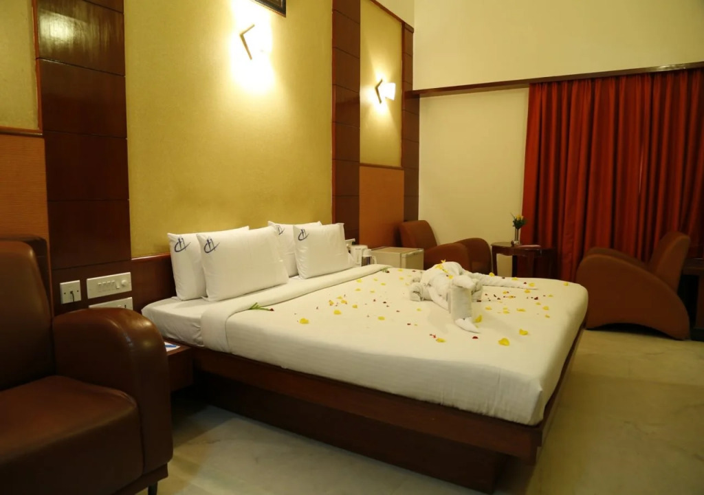 Fabhotel Prime Chennai Deluxe