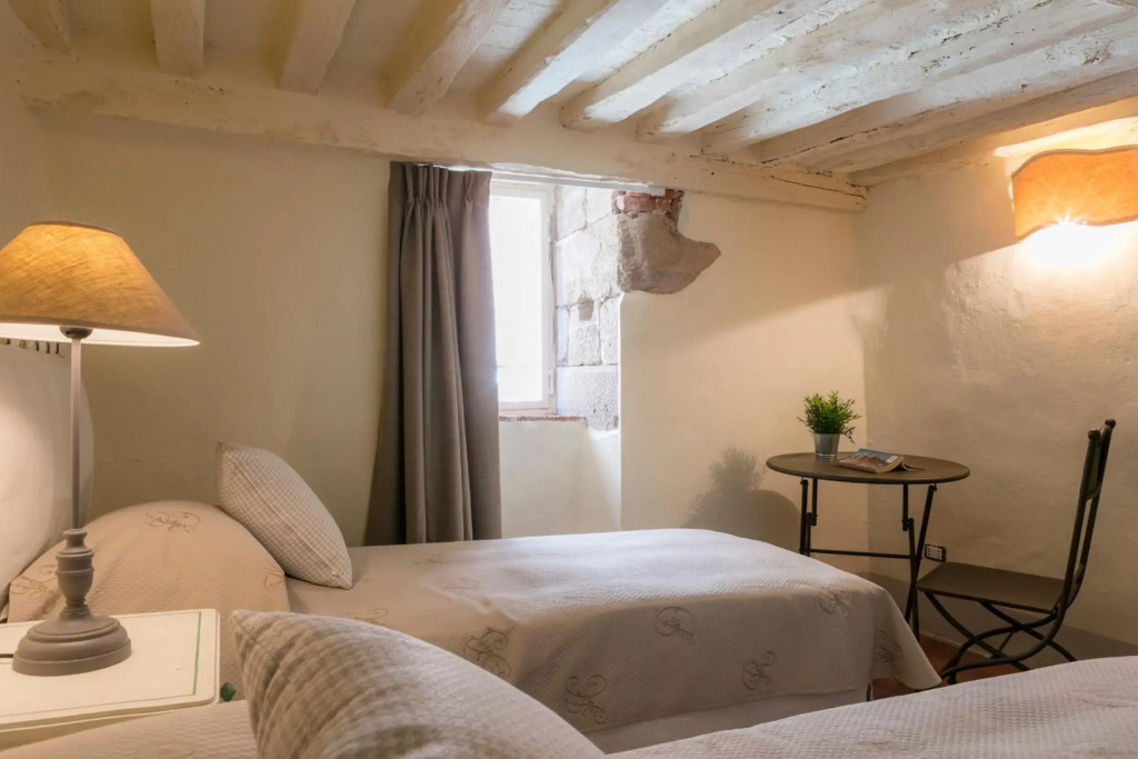 Stence Apartment